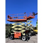 PLATEFORME ÉLÉVATRICE EXTERIEURE 4X4 DIESEL JLG RT3369 33PI